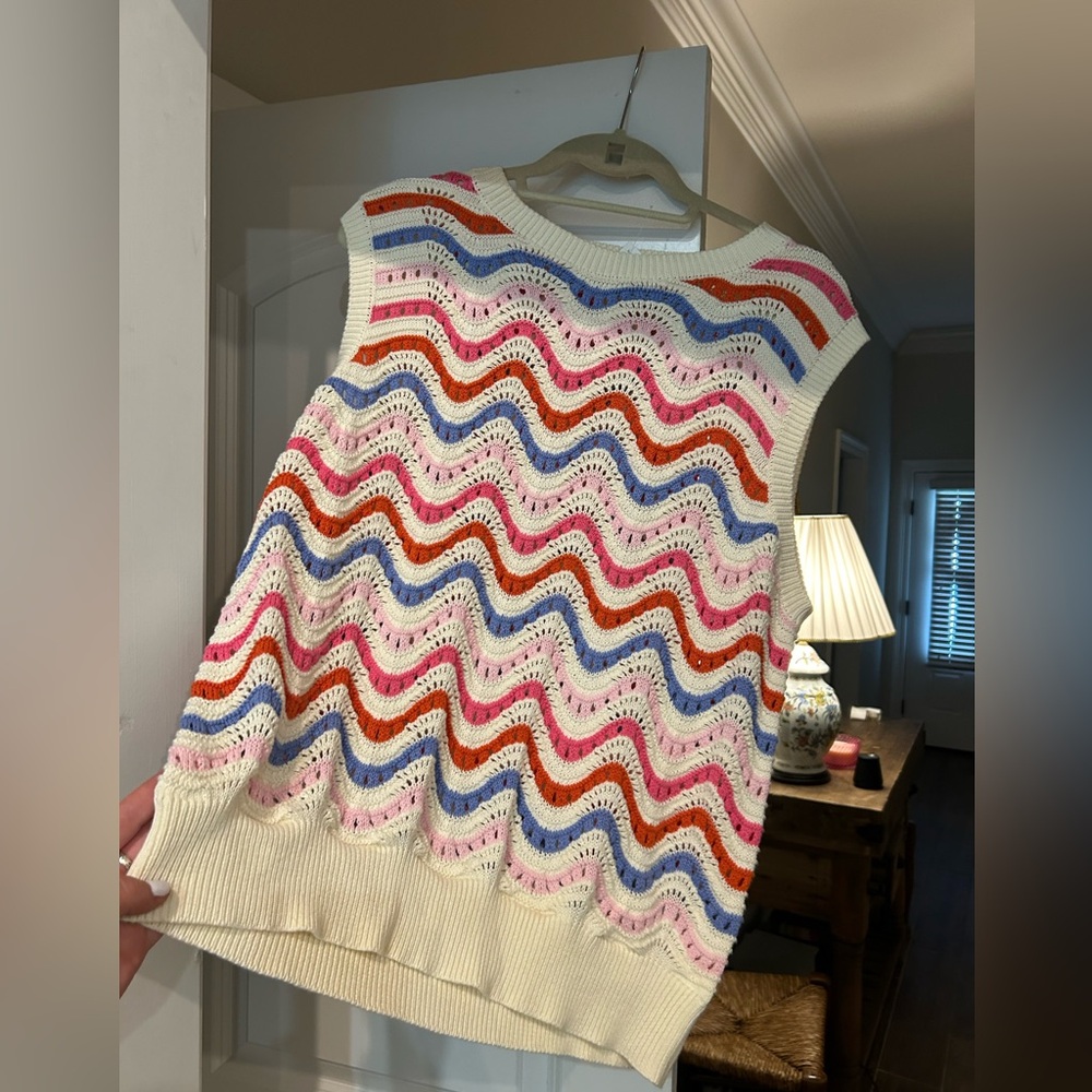 Boutique crochet top- large - NWT